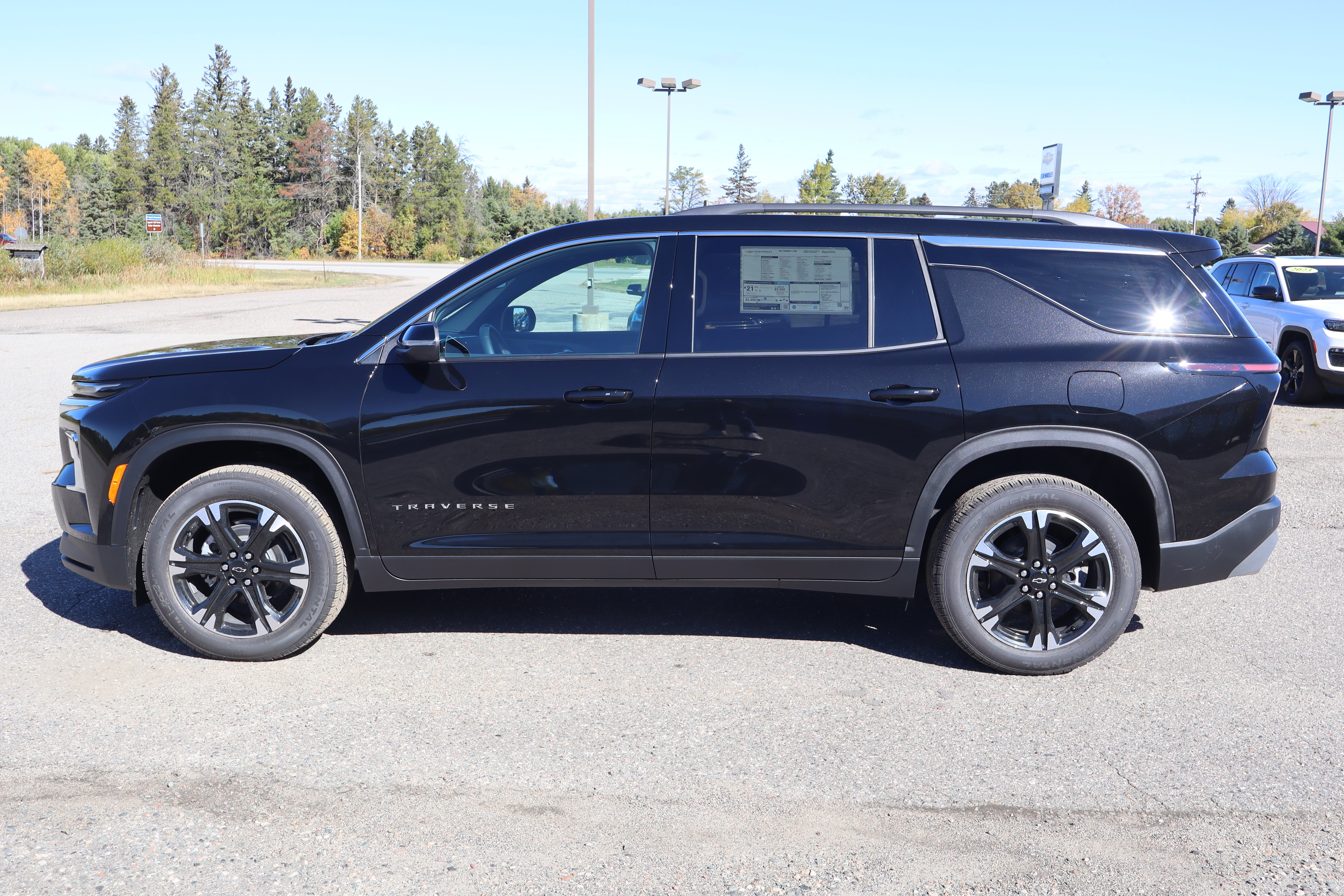 2027 Chevrolet Traverse LT