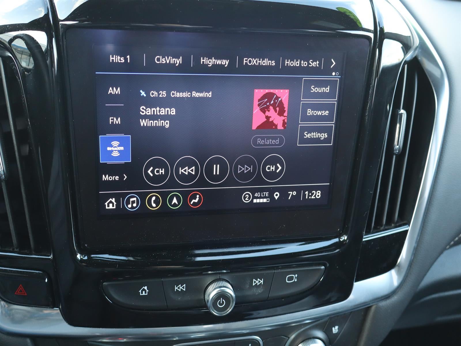 2022 Chevrolet Traverse Premier