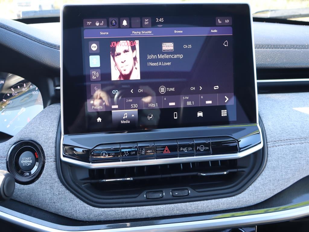 2023 Jeep Compass Latitude Lux