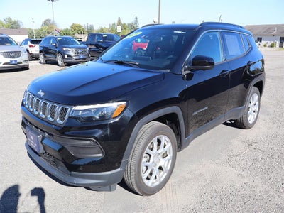 2023 Jeep Compass Latitude Lux