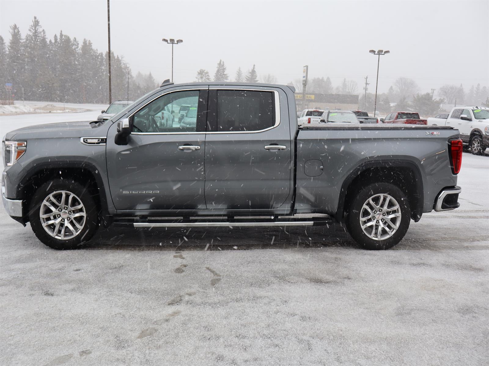 2021 GMC Sierra 1500 SLT