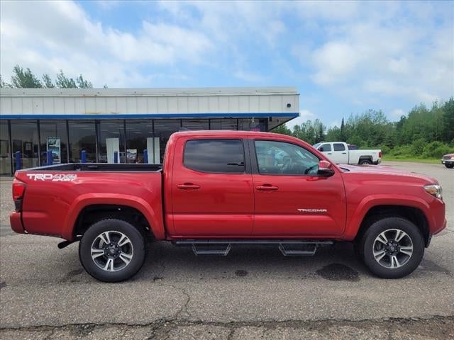 Used 2019 Toyota Tacoma TRD Sport with VIN 3TMCZ5AN5KM236301 for sale in Cook, Minnesota